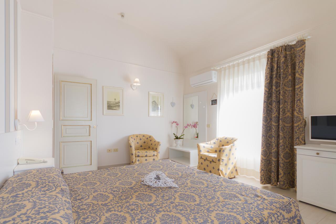 Villa Parisi Grand Hotel Castiglioncello Exterior foto